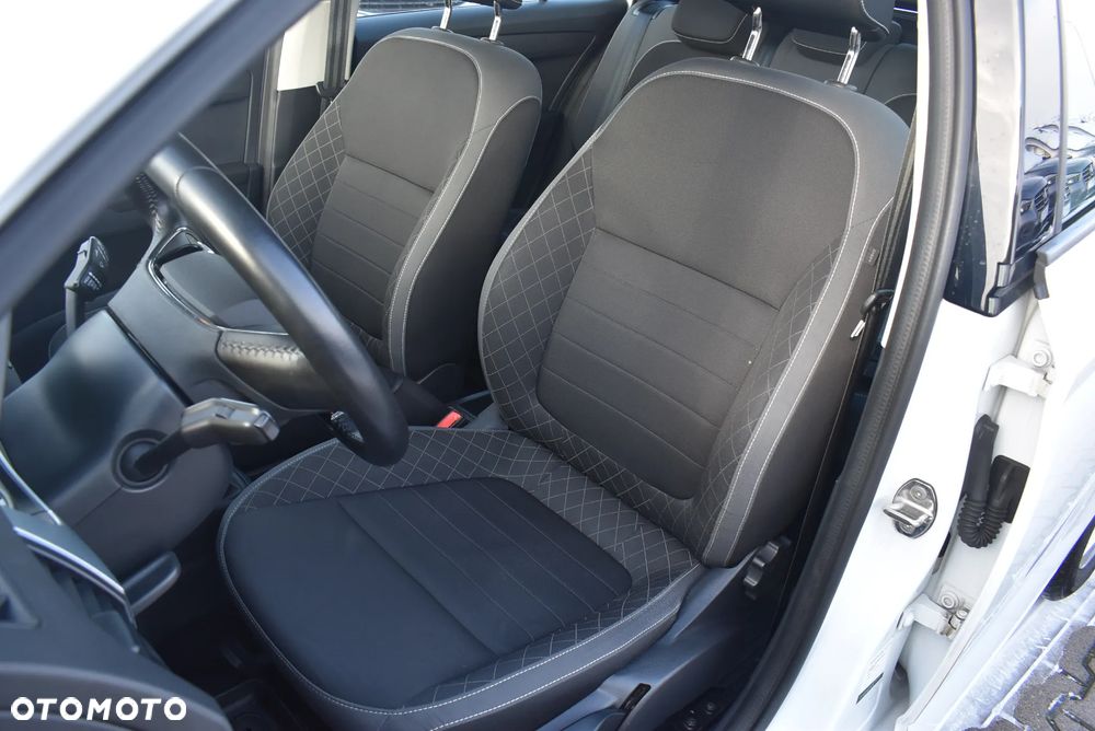 Skoda Fabia 1.0 TSI Ambition - 11