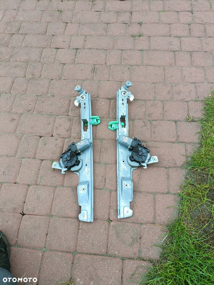 SCENIC II podnośnik szyby przód - 1