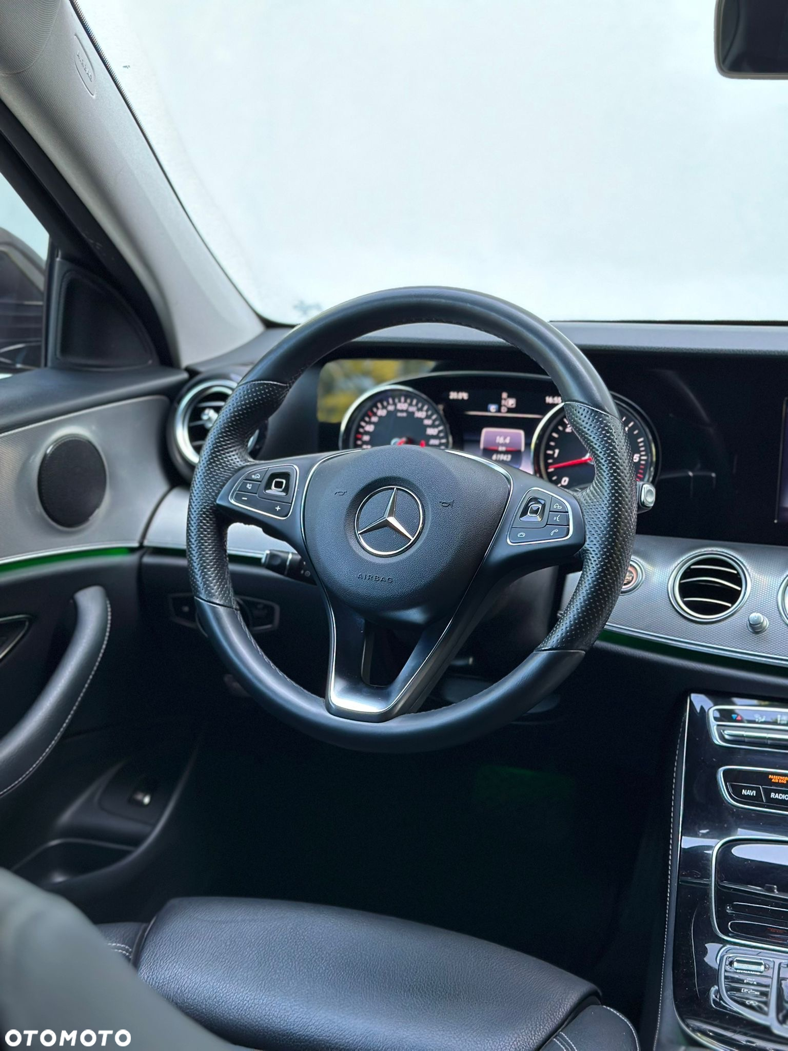 Mercedes-Benz Klasa E 350 BlueTEC 9G-TRONIC Classic - 15