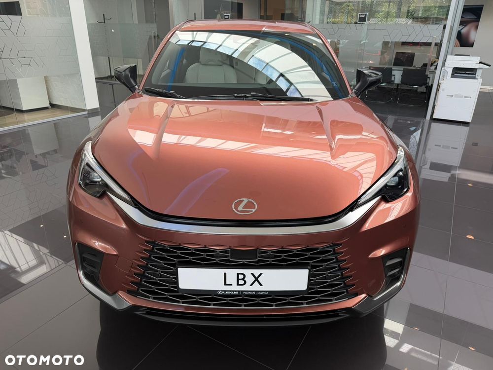 Lexus LBX 1.5 Hybrid Elegant - 2