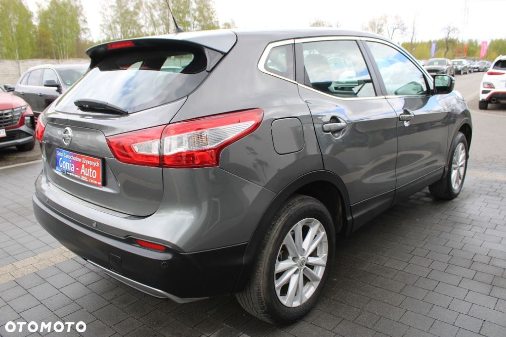 Nissan Qashqai - 11