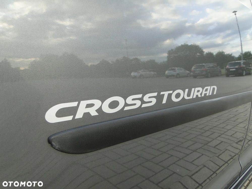 Volkswagen Touran 2.0 TDI DPF Cross - 8