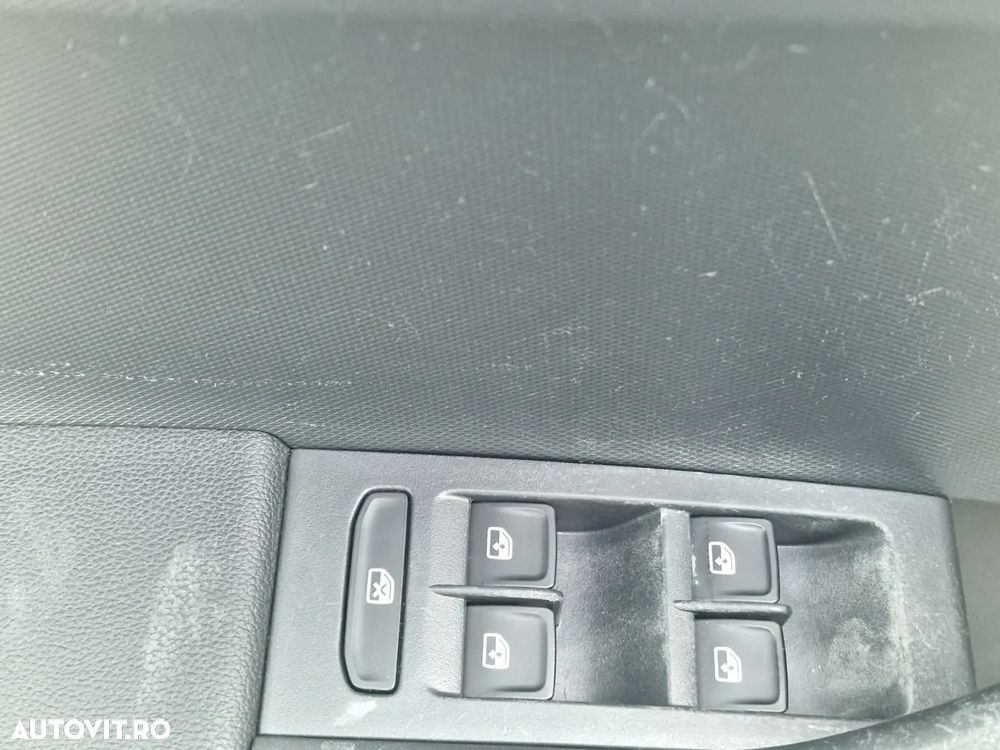 Skoda RAPID 1.0 TSI Style - 8