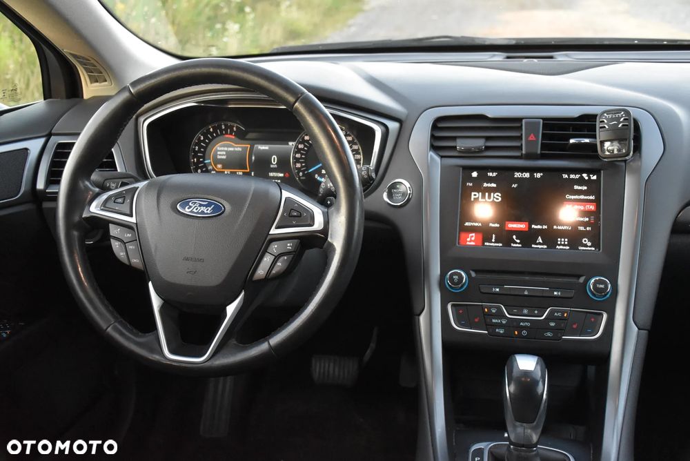 Ford Mondeo 2.0 TDCi Bi-Turbo Titanium PowerShift - 19