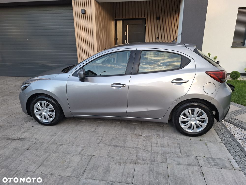 Mazda 2 - 5