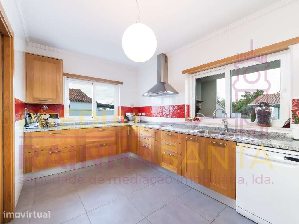 Moradia térrea M3 com piscina, jardim e terreno de 5.000 m² - Cadim... - Grande imagem: 3/29