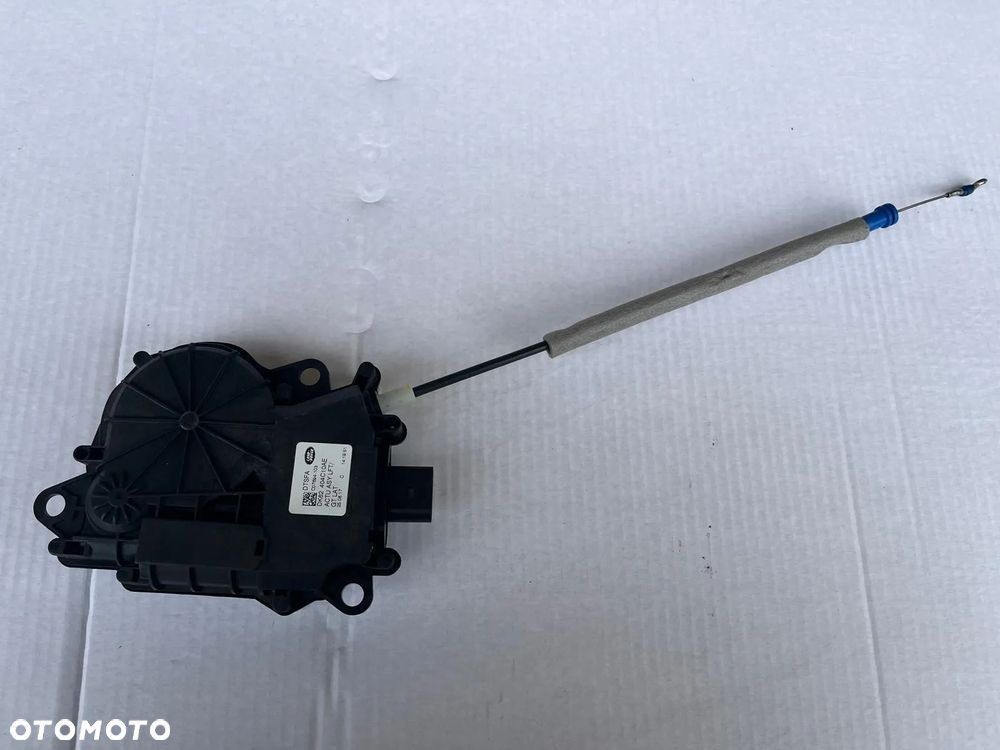 Dociąg zamka tylnej klapy DK62-404C10 Land Rover Discovery Sport L550 - 1