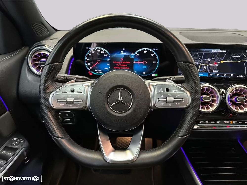 Mercedes-Benz EQB - 9