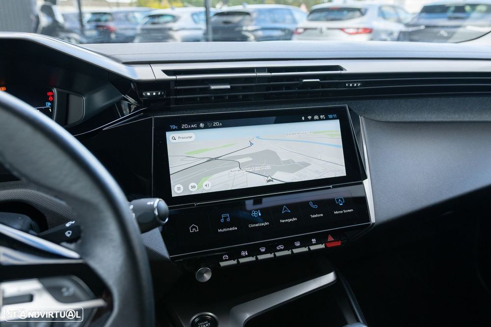 Peugeot 308 1.2 PureTech Allure - 17