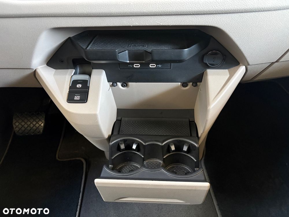 Volkswagen Multivan 2.0 TDI L1 DSG - 23