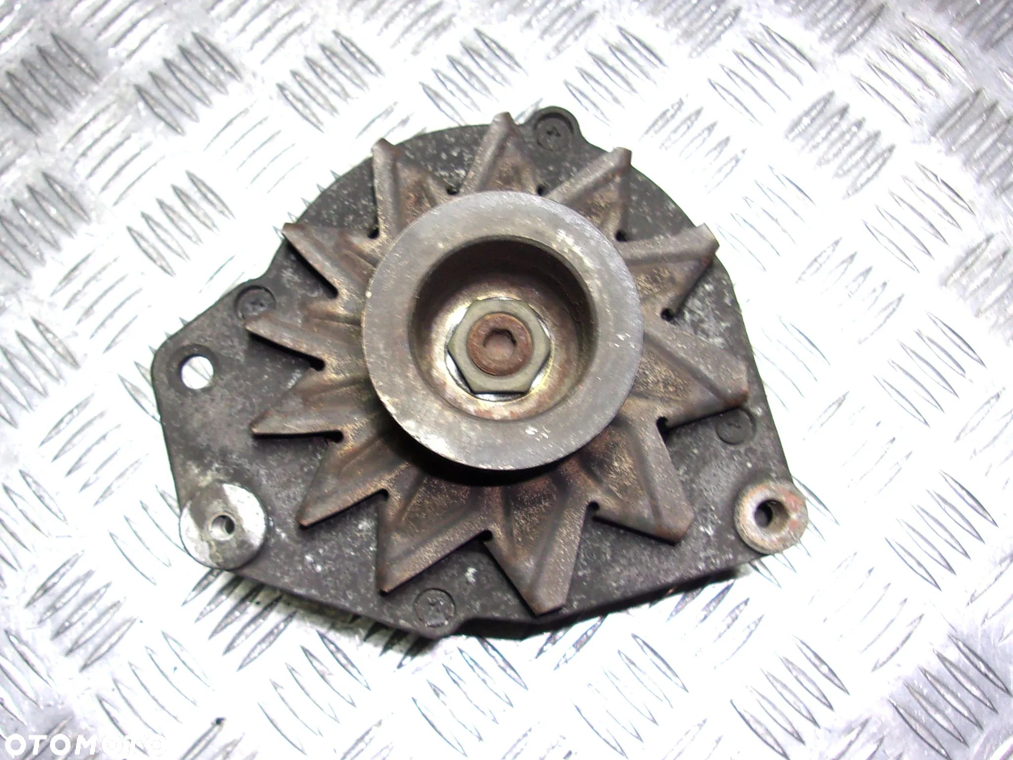 Audi 80 90 100 200 Coupe alternator 1.4 1.6 1.8 2.0 2.1 2.2 2.3 - 1