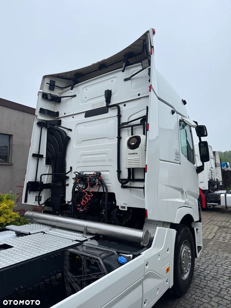 Renault T480 - 13