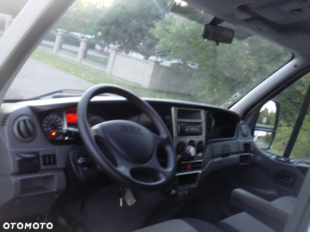 Iveco 35C15 kiper - 23