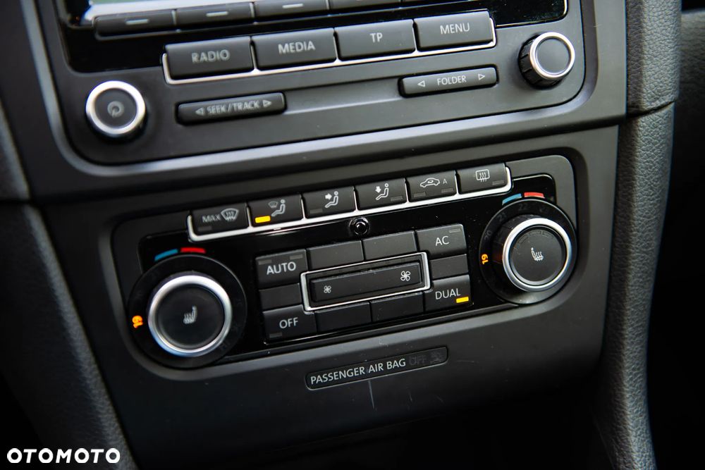 Volkswagen Golf 1.6 TDI BlueMotion Technology DSG Comfortline - 29