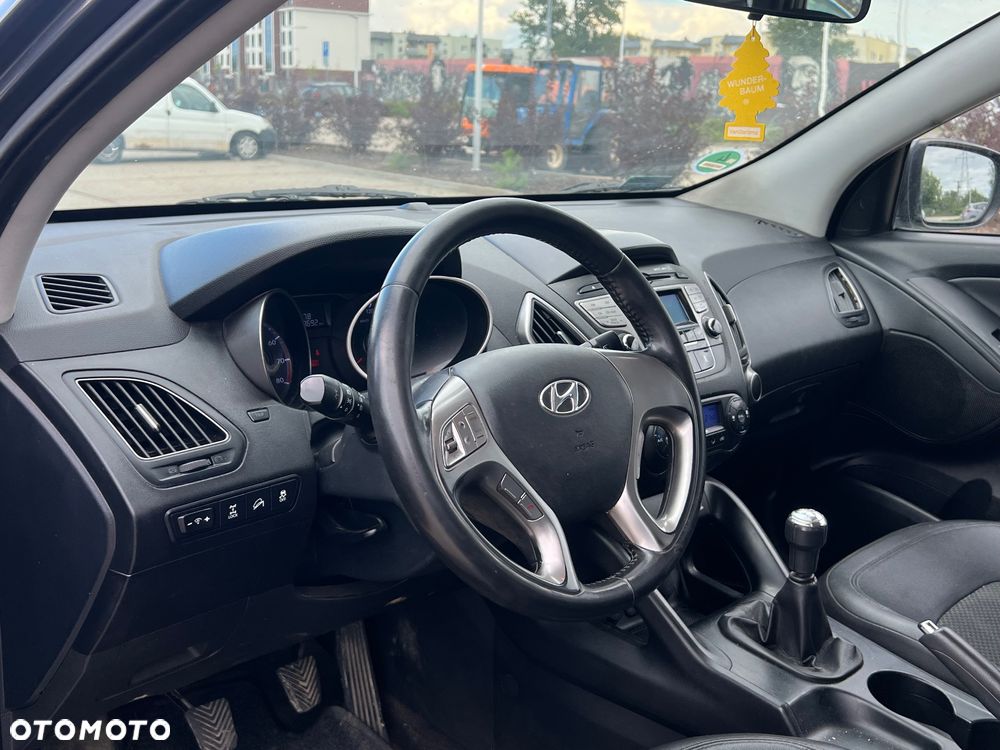 Hyundai ix35 - 13