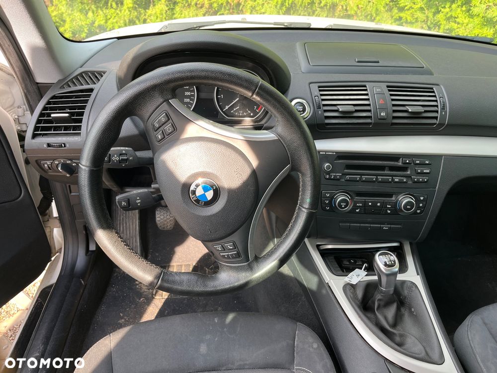 BMW Seria 1 118i - 8
