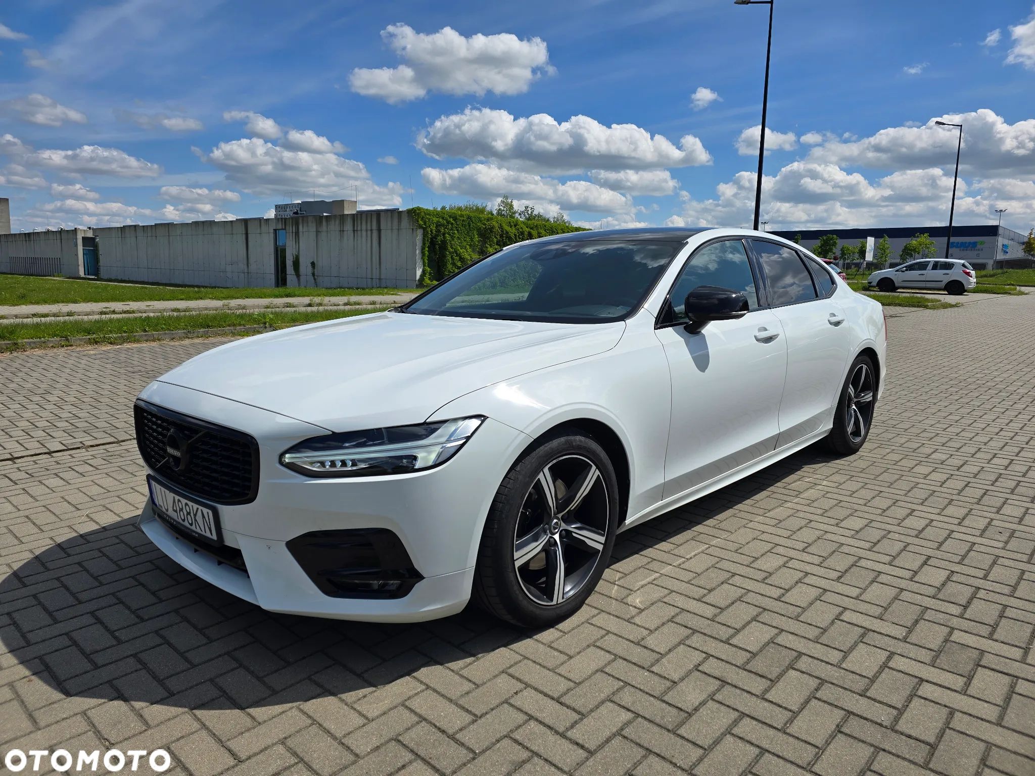 Volvo S90 D5 AWD R-Design - 1