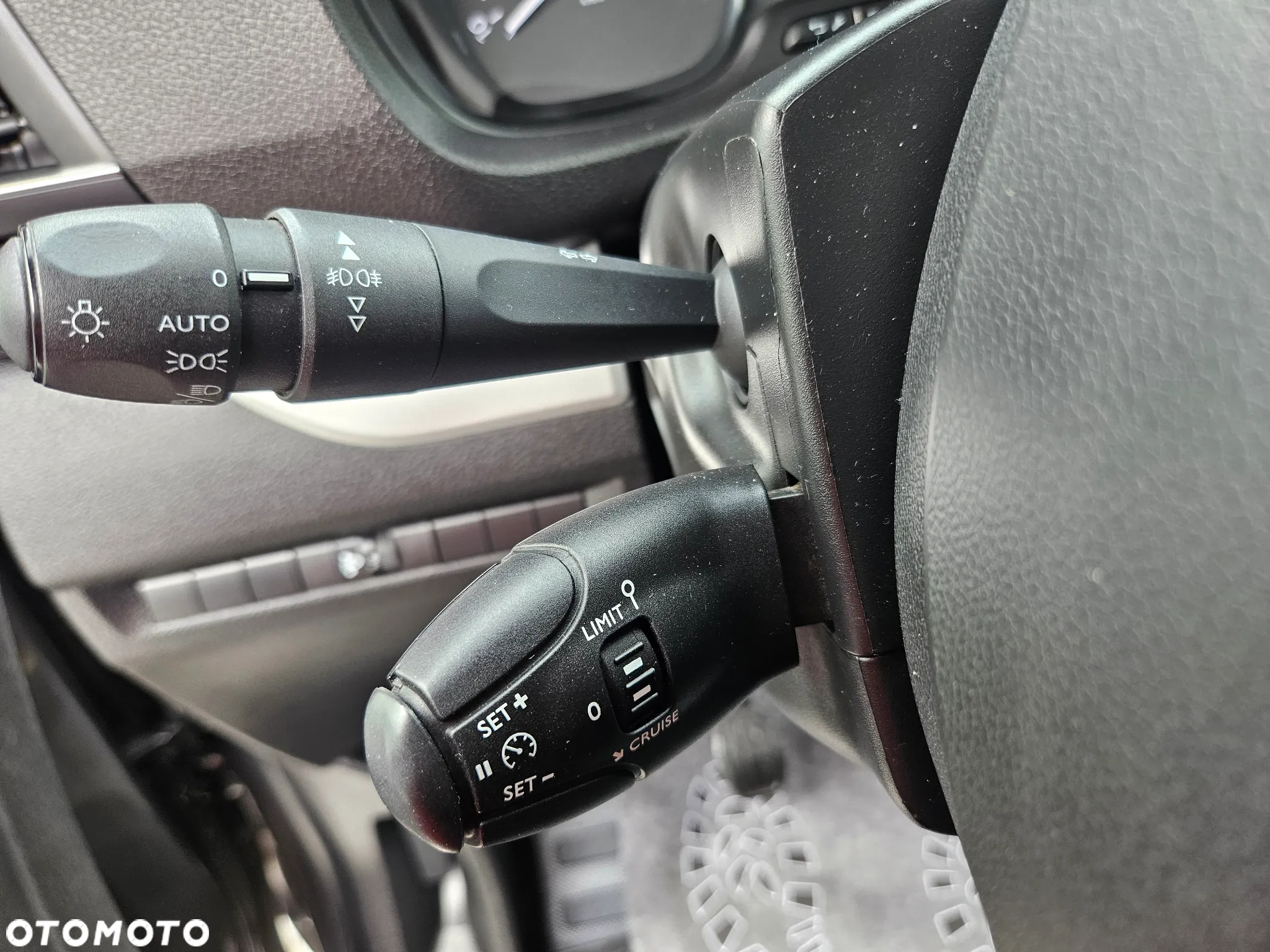 Opel VIVARO Extra LONG Brygadowy 6-os SALON POLSKA 65tyś km FV23% - 24