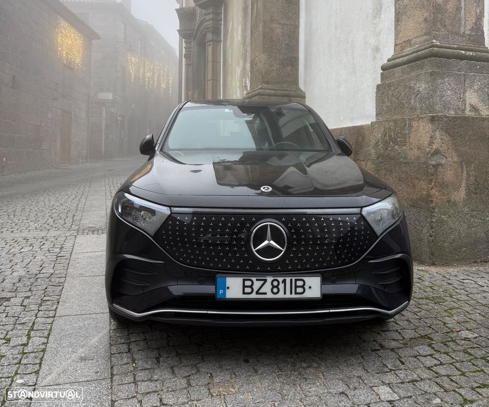 Mercedes-Benz EQB 300 4Matic AMG Line - 24