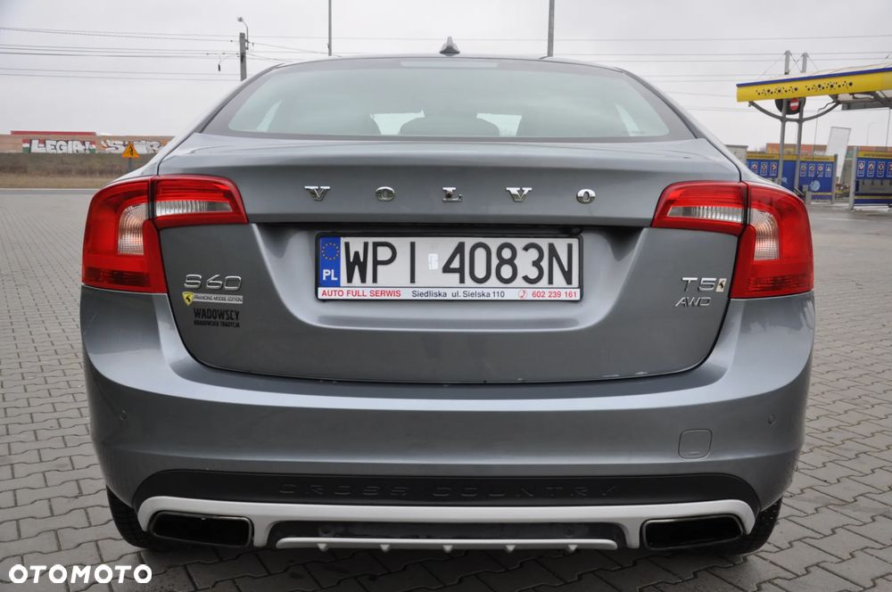 Volvo S60 T5 AWD Summum - 8