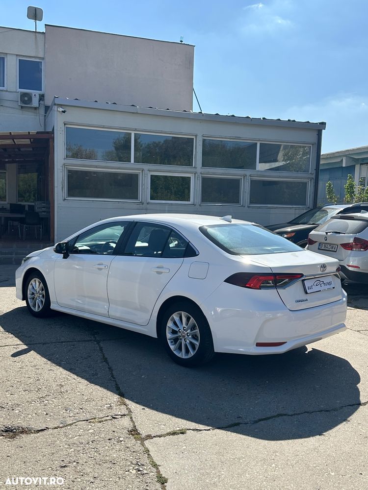 Toyota Corolla - 6