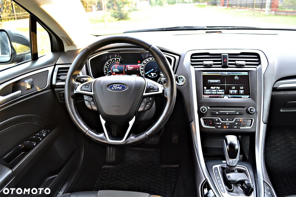 Ford Mondeo 2.0 TDCi Titanium PowerShift - 35