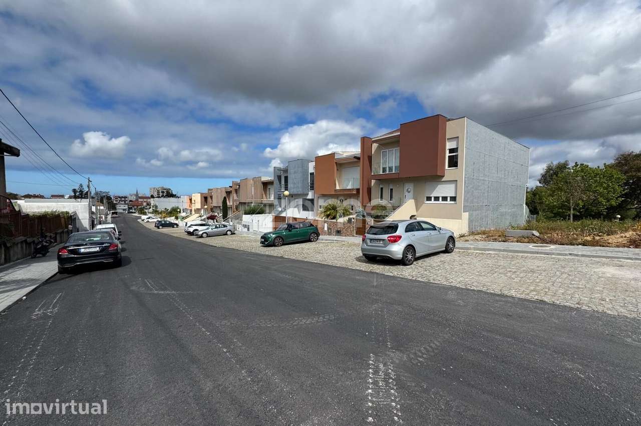 Lote de terreno, para construção de moradia, em Santa Maria de Lamas - Grande imagem: 2/27