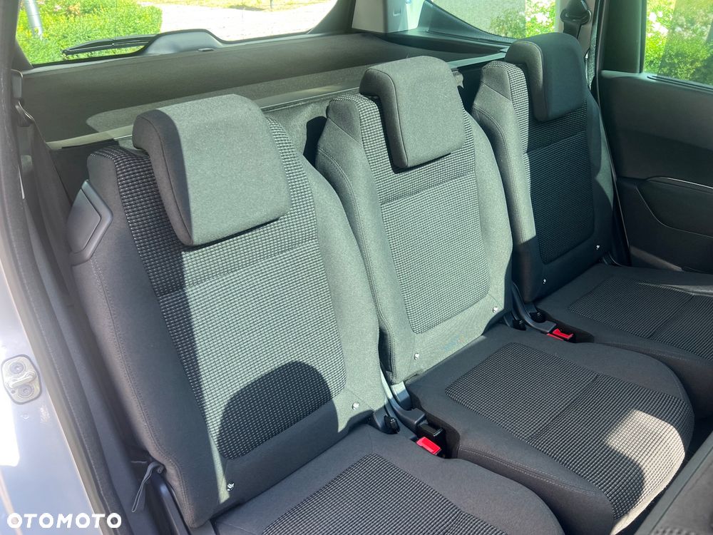 Peugeot 5008 HDI FAP 110 EGS6 Business-Line - 18