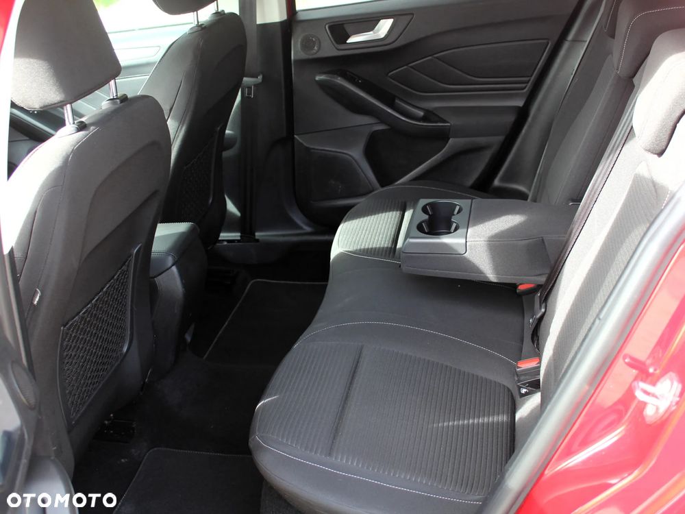 Ford Focus 1.5 EcoBlue Start-Stopp-System TITANIUM X - 23