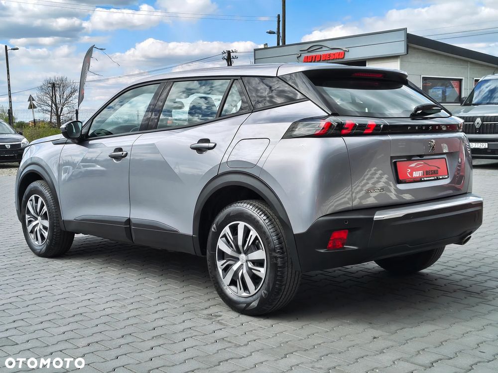 Peugeot 2008 1.5 BlueHDi Allure Pack S&S EAT8 - 4