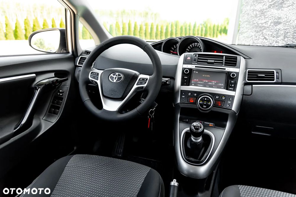 Toyota Verso 1.6 D-4D 5-Sitzer Start/Stop Edition S+ - 25