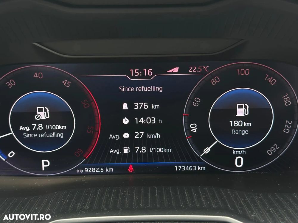 Skoda Octavia 2.0 TDI ELEGANCE DSG - 33