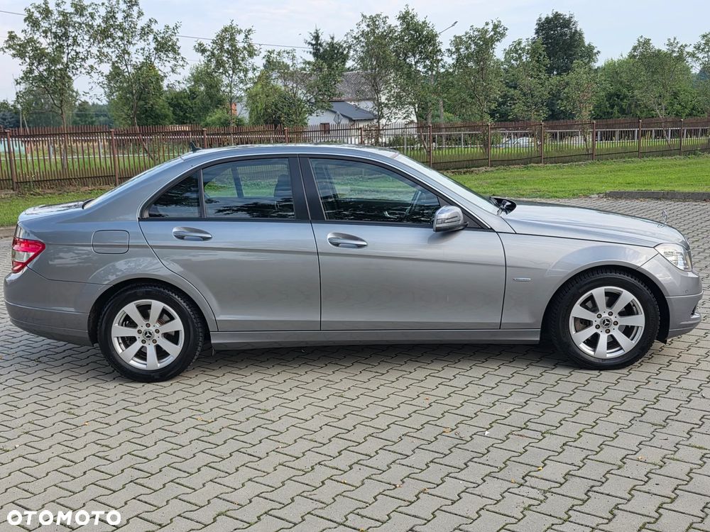 Mercedes-Benz Klasa C 180 Kompressor BlueEFFICIENCY - 6