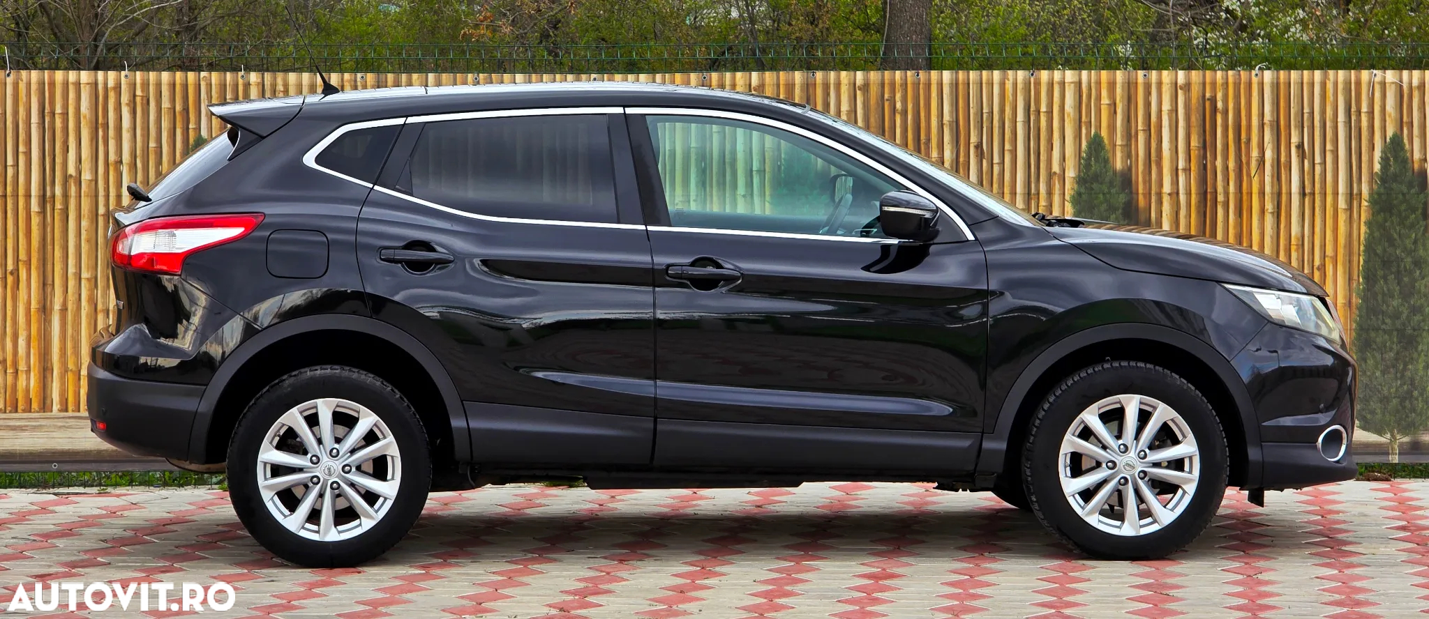 Nissan Qashqai 1.6 DCI TEKNA - 9