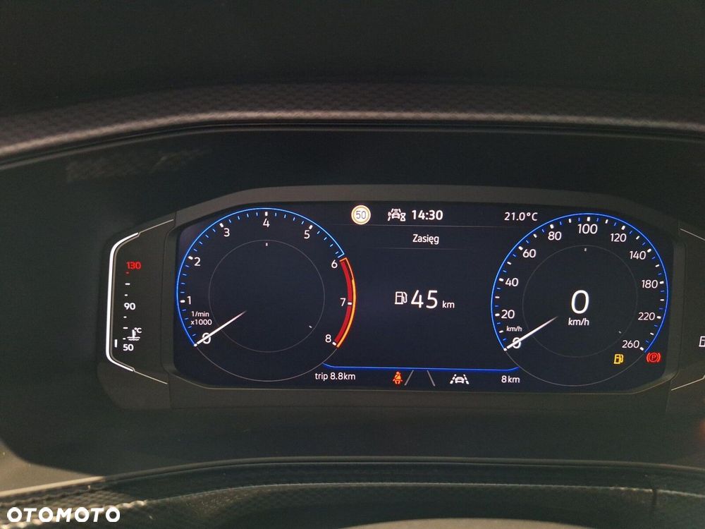 Volkswagen T-Cross - 14