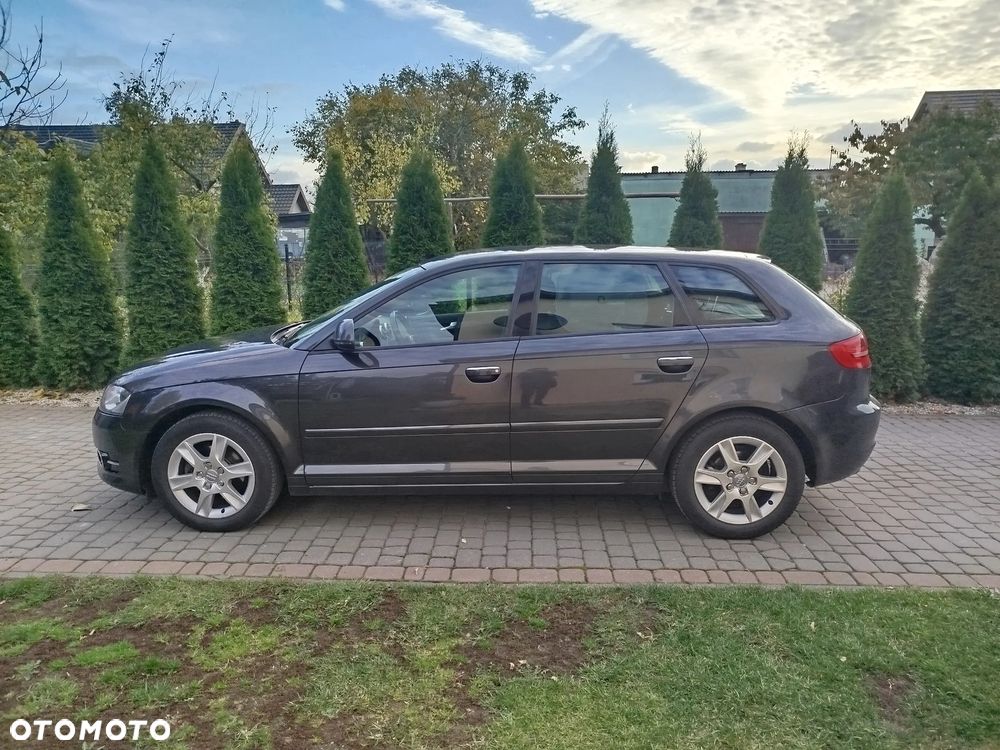 Audi A3 Sportback 2012 photo 2
