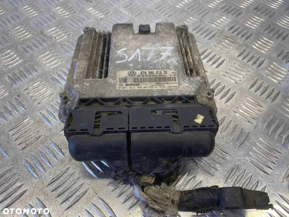 STEROWNIK KOMPUTER SILNIKA VW TOUAREG 2.5 TDI 070906016DE 0281013302 - 1