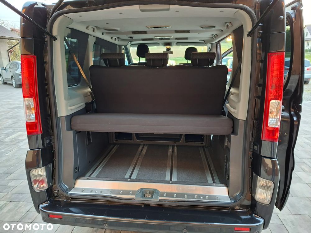Renault Trafic - 23