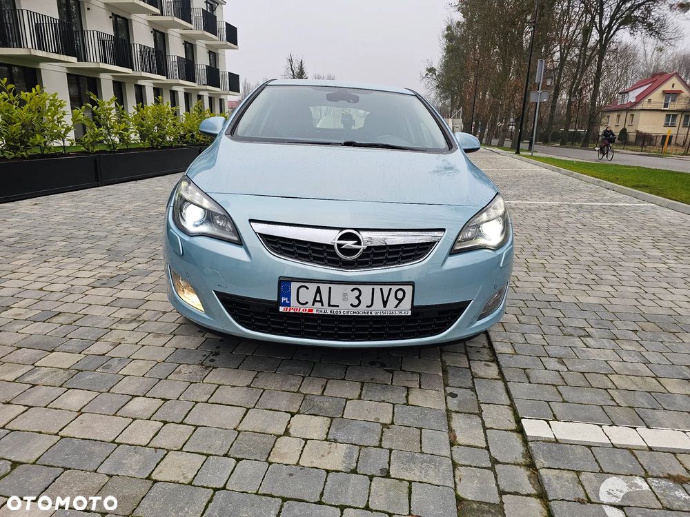 Opel Astra 1.6 T Cosmo - 7