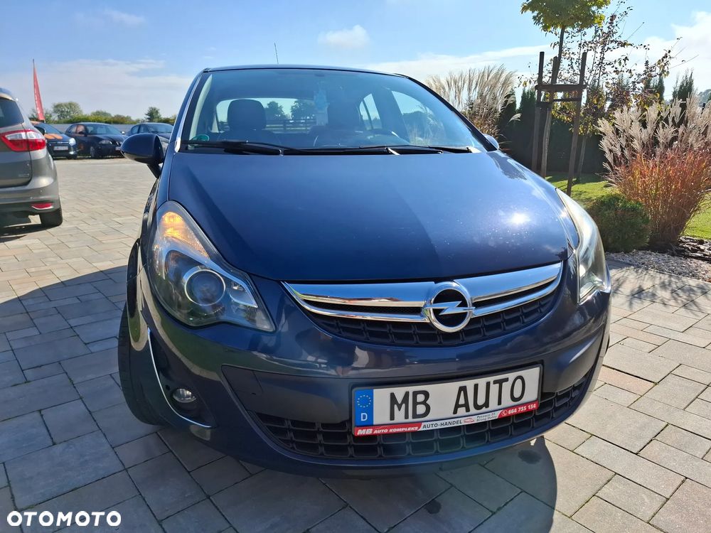 Opel Corsa 1.4 T Cosmo S&S - 30