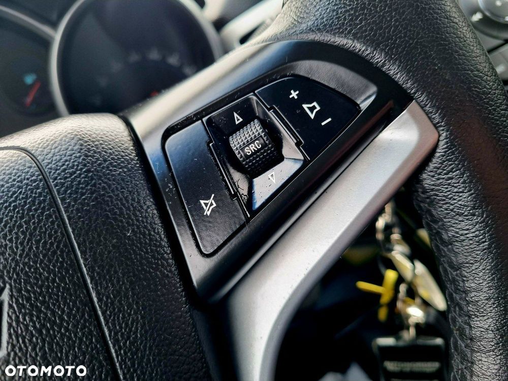 Chevrolet Cruze 1.8 LS - 16