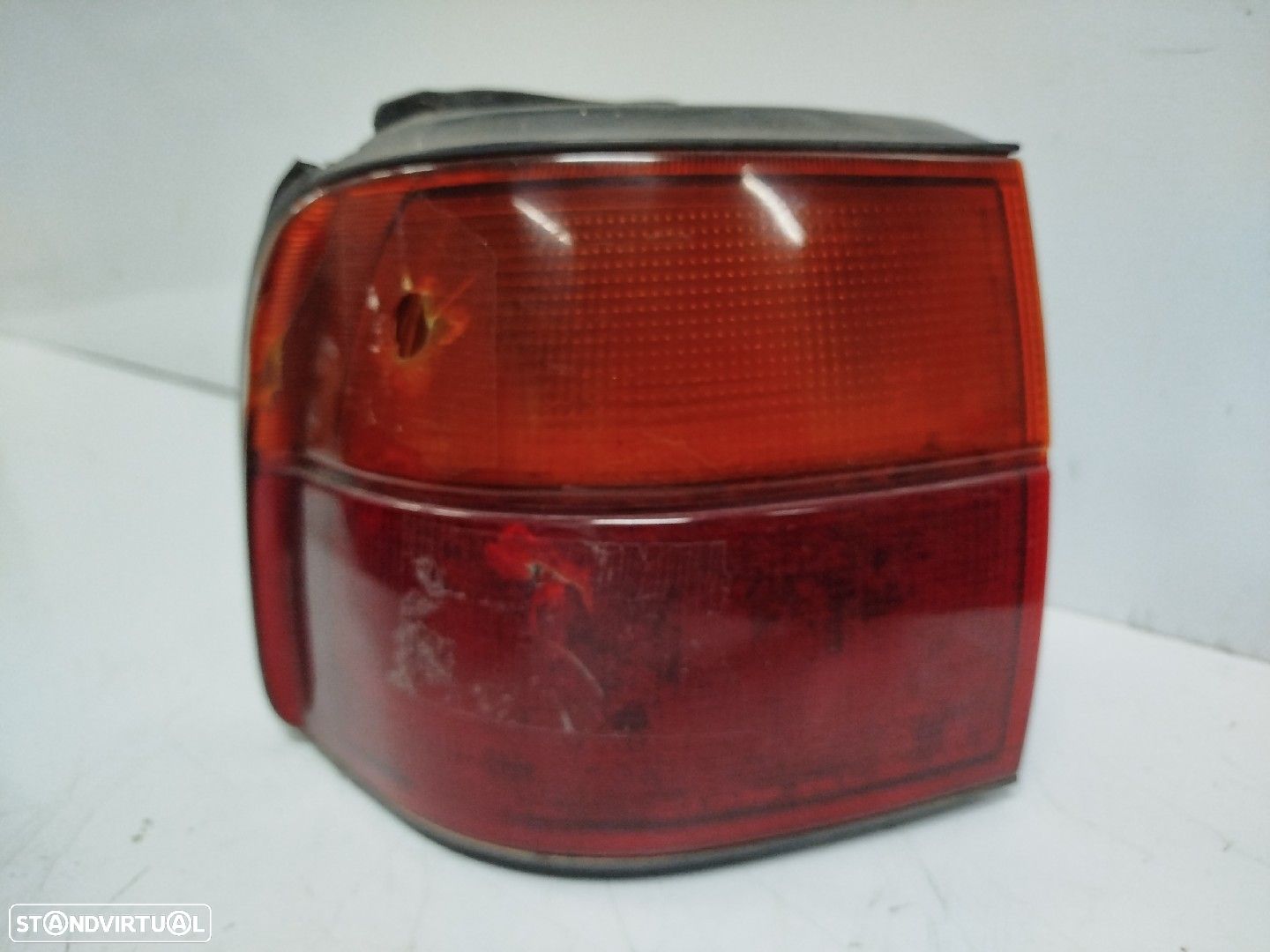 Farolim Stop Esq Mitsubishi L 400 Caixa (Pd_W, Pc_W, Pb_V, Pa_W, Pa_V) - 1