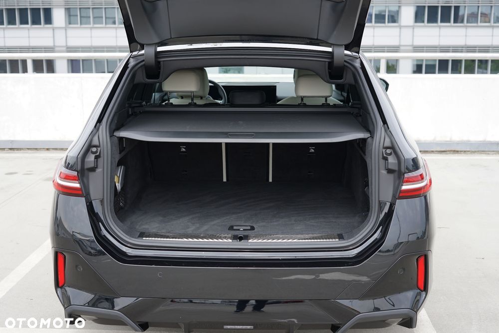 BMW Seria 5 520d xDrive mHEV - 6