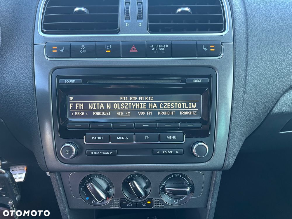 Volkswagen Polo 1.4 16V Highline - 30