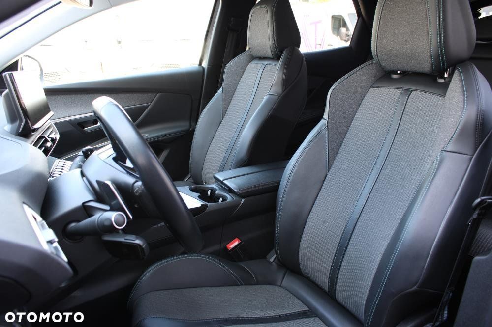 Peugeot 3008 - 8