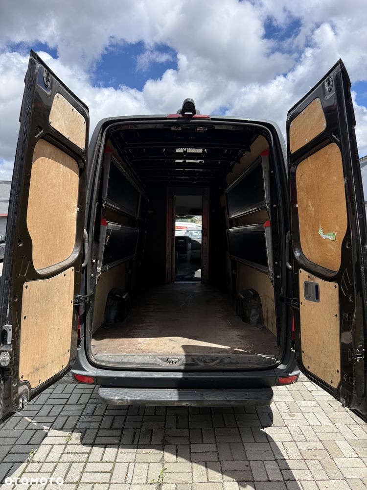Mercedes-Benz Sprinter - 6