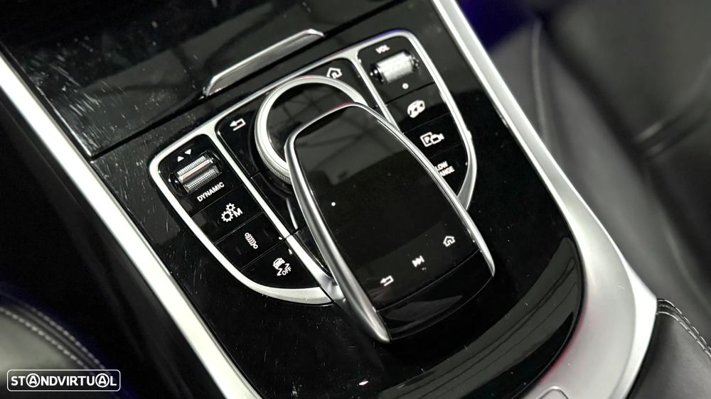 Mercedes-Benz G 63 AMG Speedshift 9G-TRONIC - 32