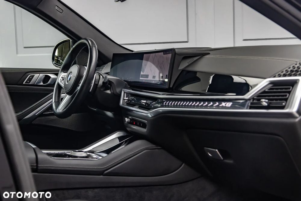 BMW X6 - 33