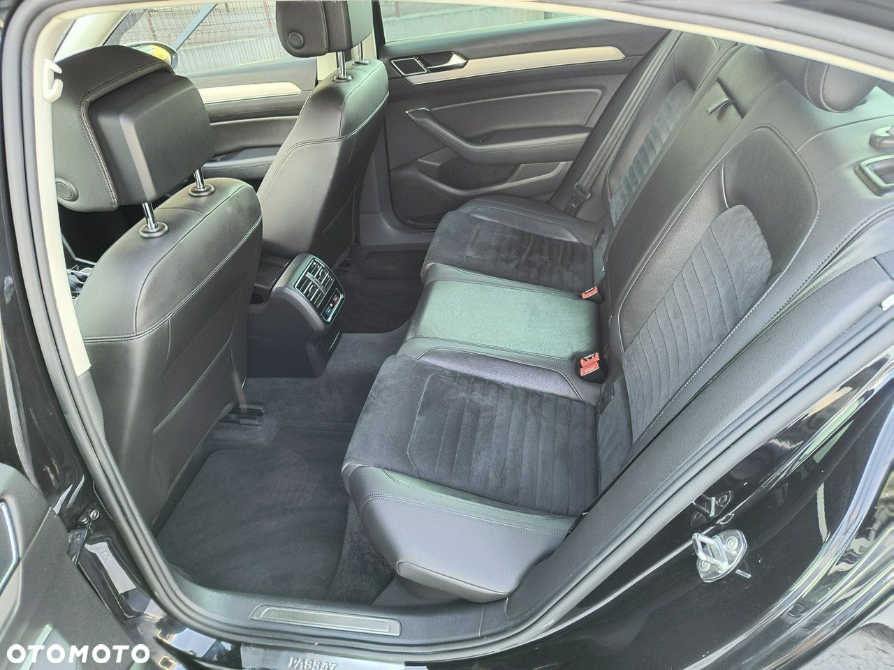 Volkswagen Passat 1.8 TSI BMT Highline DSG - 12