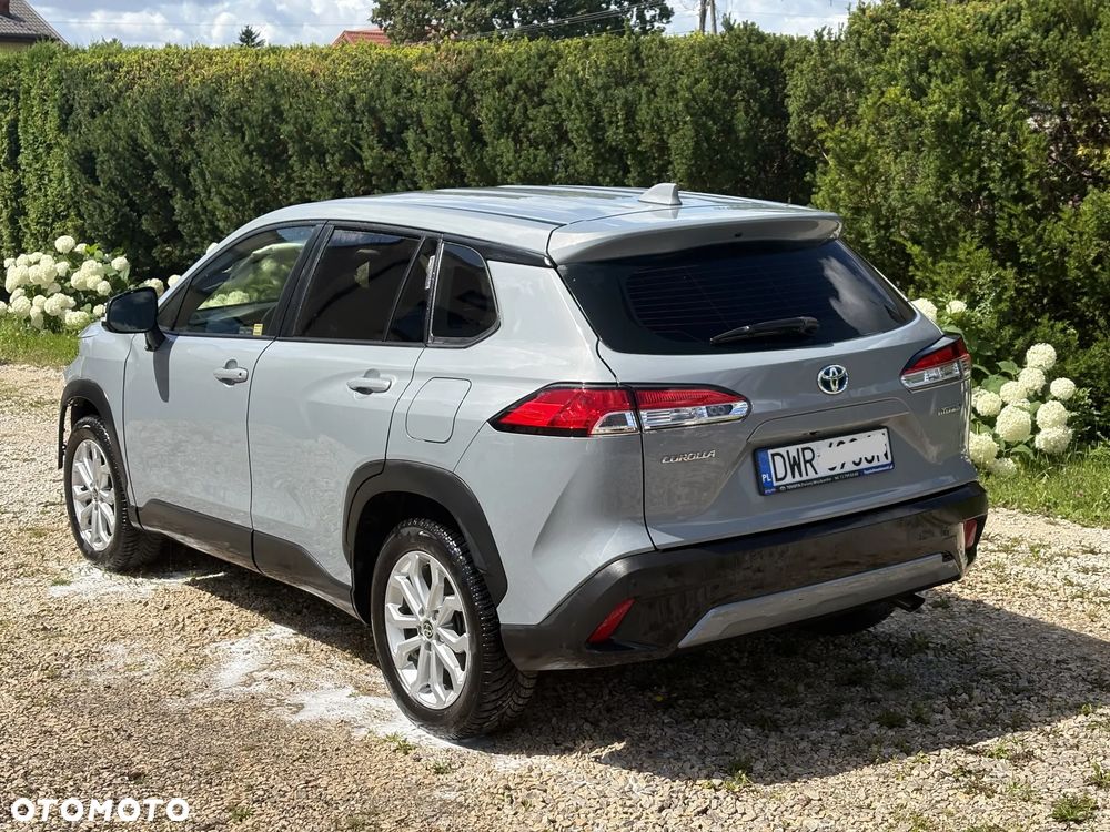 Toyota Corolla Cross 2.0 Hybrid Comfort - 3